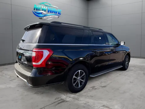 More photos of 2018 Ford Expedition MAX XLT at New Wave Automotive, CO
