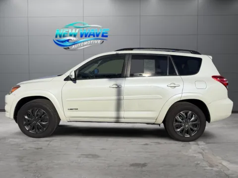 Photos of 2009 Toyota RAV4 Limited V6 for sale in Denver, CO at New Wave Automotive