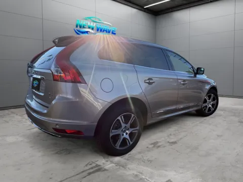 More photos of 2015 Volvo XC60 T6 at New Wave Automotive, CO