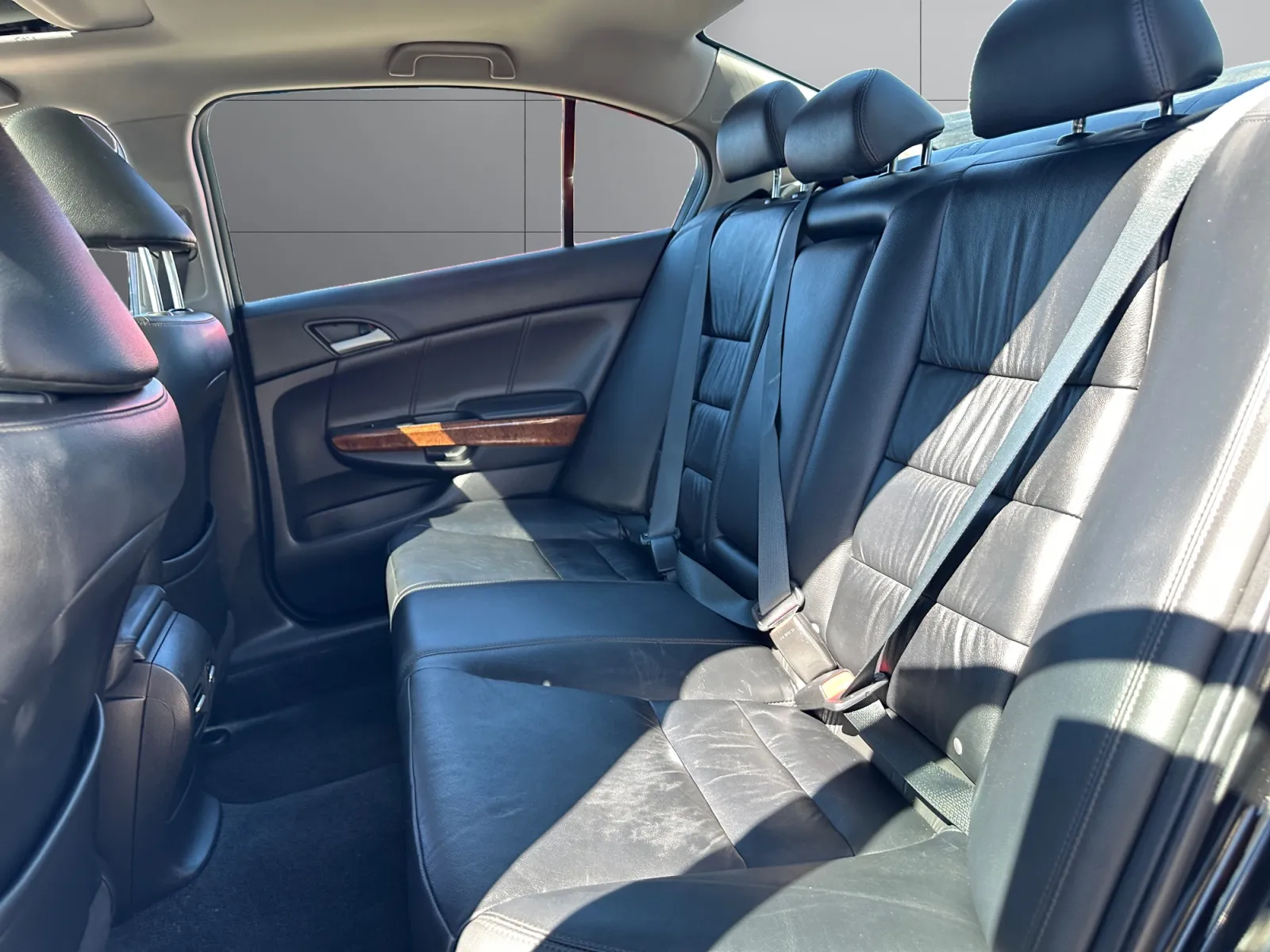 2011 Honda Accord EX-L - Photo 15