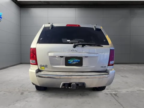 More photos of 2009 Jeep Grand Cherokee Limited at New Wave Automotive, CO