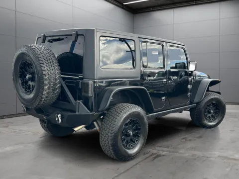 More photos of 2014 Jeep Wrangler Unlimited Rubicon at New Wave Automotive, CO