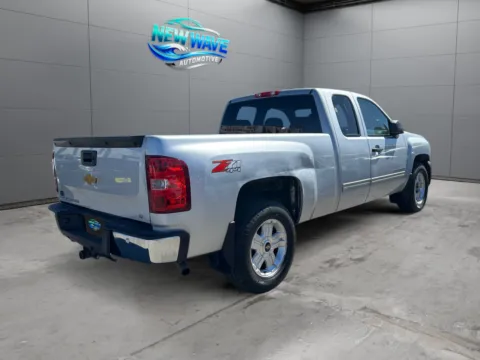 More photos of 2013 Chevrolet Silverado 1500 LT at New Wave Automotive, CO