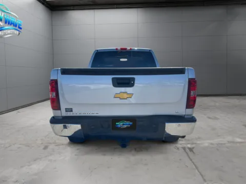 More photos of 2013 Chevrolet Silverado 1500 LT at New Wave Automotive, CO