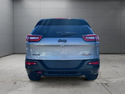 More photos of 2016 Jeep Cherokee Trailhawk at New Wave Automotive, CO