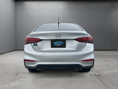 More photos of 2022 Hyundai Accent SE at New Wave Automotive, CO