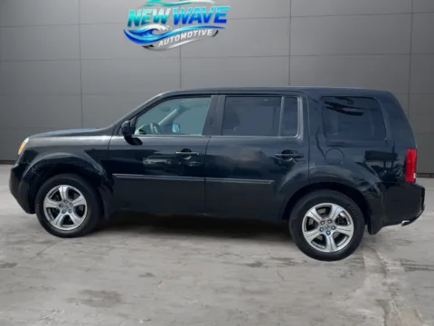 Photos of 2014 Honda Pilot EX-L for sale in Denver, CO at New Wave Automotive