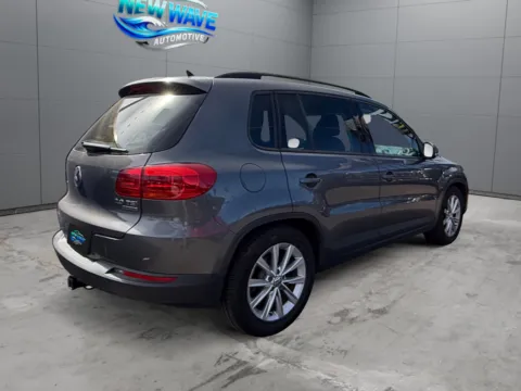 More photos of 2015 Volkswagen Tiguan SE at New Wave Automotive, CO