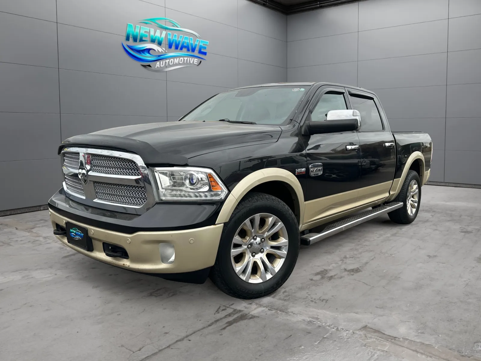 2016 RAM 1500 Laramie Longhorn 4x4 Crew Cab 5'7's photo