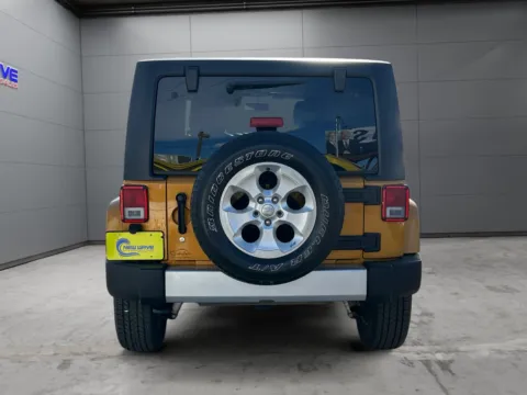 More photos of 2014 Jeep Wrangler Unlimited Sahara at New Wave Automotive, CO