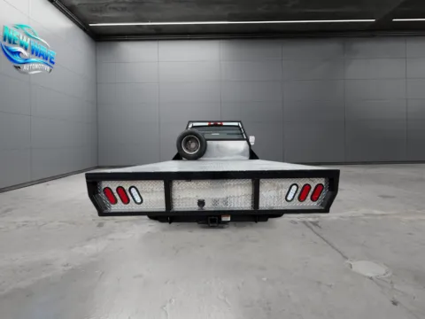 More photos of 2018 Chevrolet Silverado 3500HD Cha WT at New Wave Automotive, CO