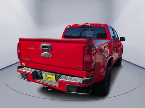 Another view of 2016 CHEVROLET COLORADO LT for sale in Denver, CO at New Wave Automotive