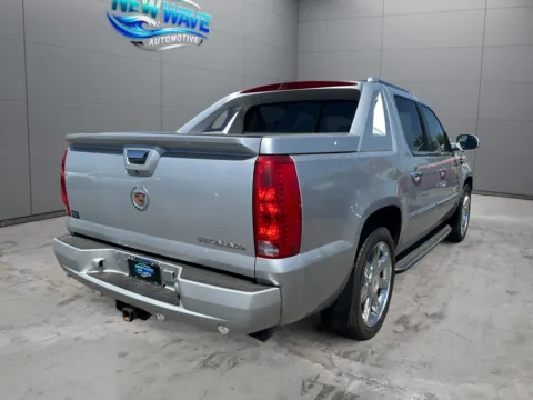 More photos of 2013 Cadillac Escalade EXT Luxury at New Wave Automotive, CO
