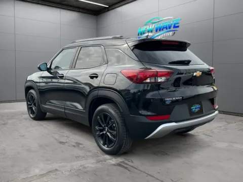 Another view of 2023 Chevrolet Trailblazer FWD LT for sale in Denver, CO at New Wave Automotive