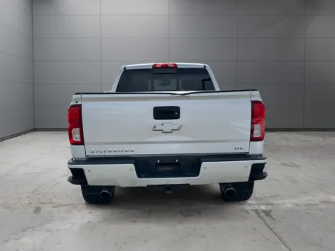 More photos of 2018 Chevrolet Silverado 1500 2LZ at New Wave Automotive, CO