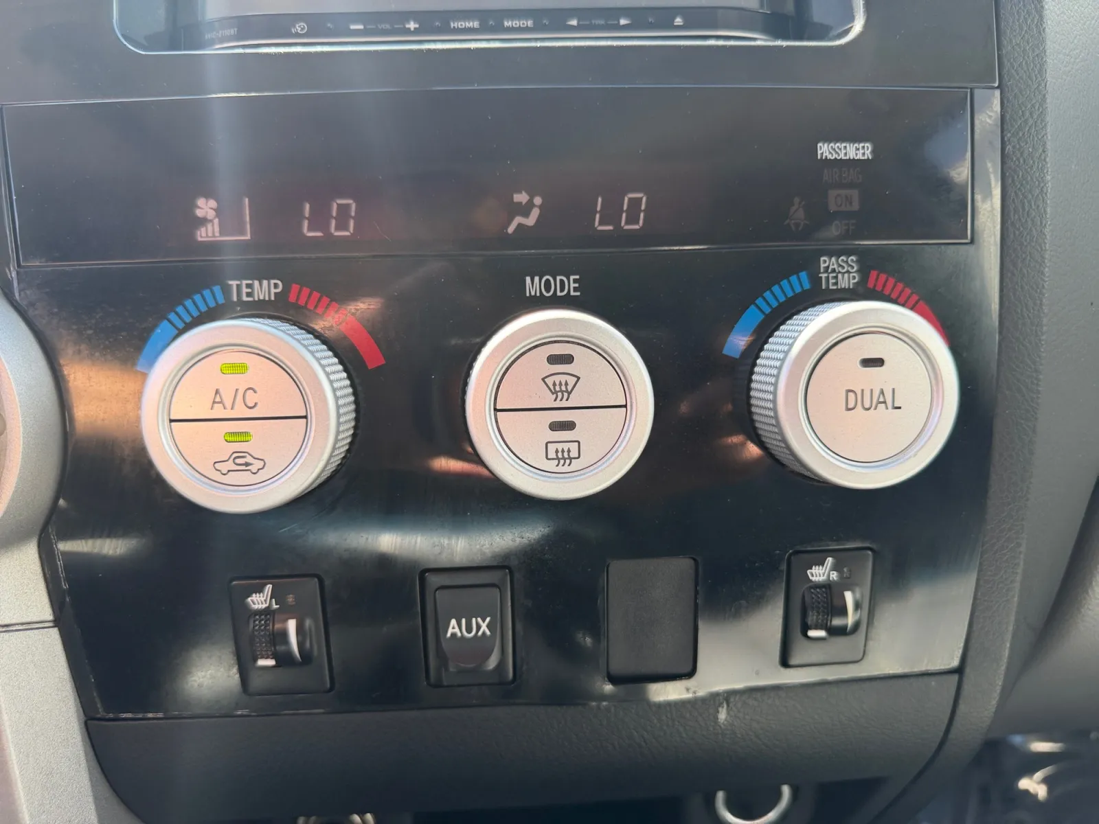 Toyota Tundra photo 23