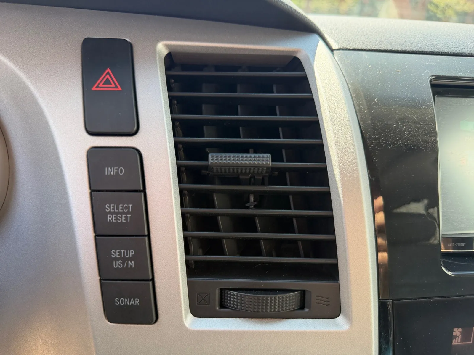 Toyota Tundra photo 22