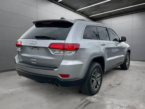 More photos of 2020 Jeep Grand Cherokee Laredo E 4x4 at New Wave Automotive, CO