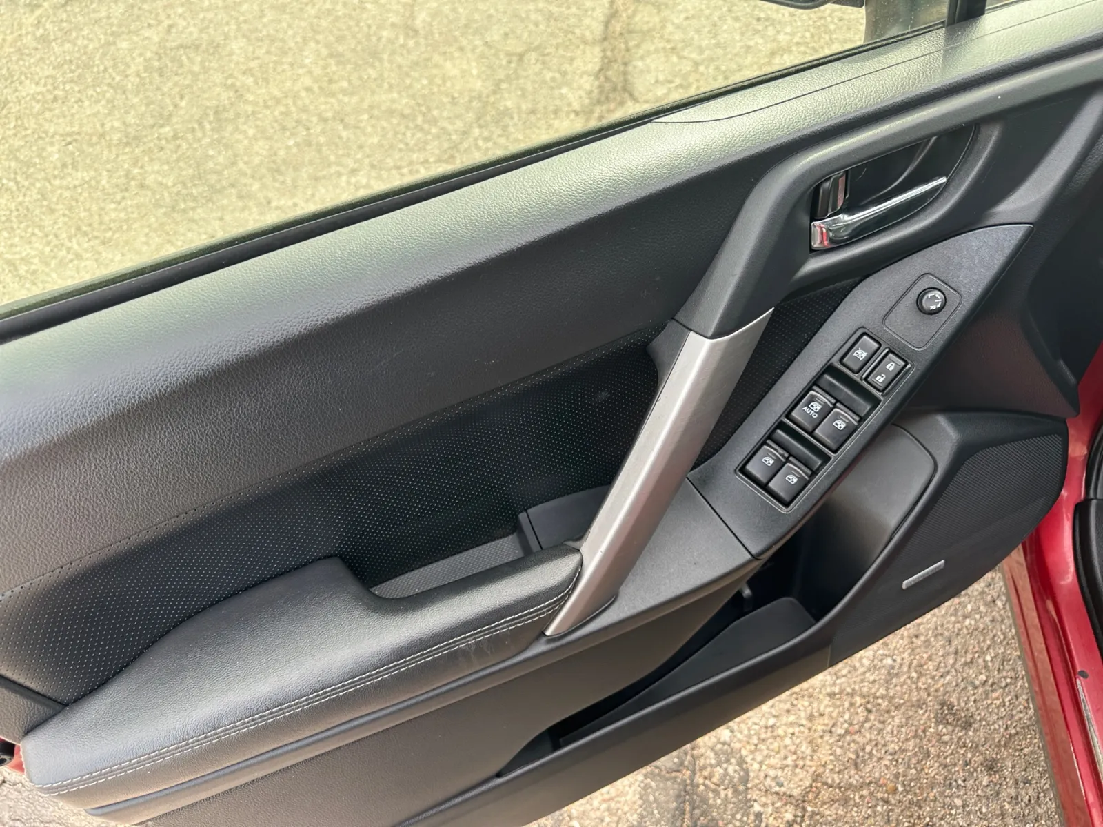 Subaru Forester photo 11