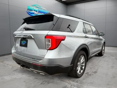 More photos of 2022 Ford Explorer XLT at New Wave Automotive, CO