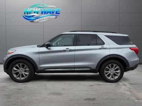 Photos of 2022 Ford Explorer XLT for sale in Denver, CO at New Wave Automotive