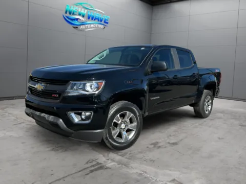 Black 2020 Chevrolet Colorado 4WD Crew Cab Short Box Z71 for sale in Denver, CO