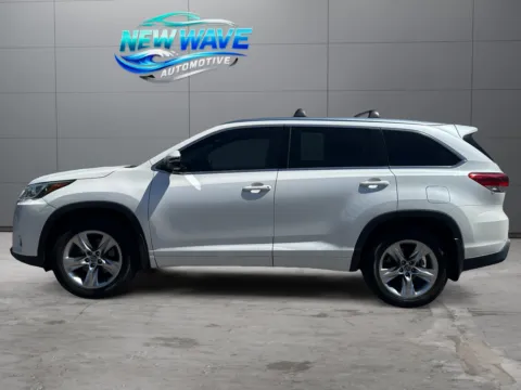 Photos of 2017 Toyota Highlander Limited for sale in Denver, CO at New Wave Automotive