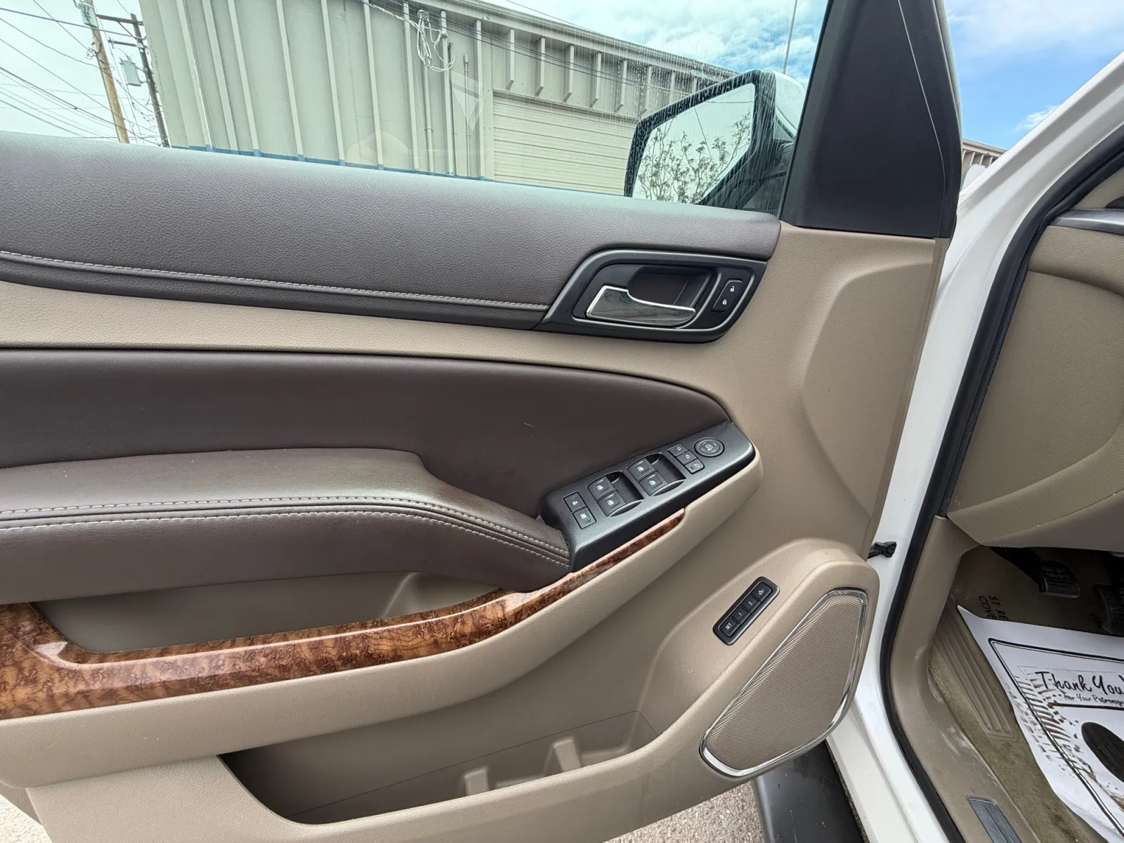 2016 Chevrolet Suburban LTZ - Photo 11