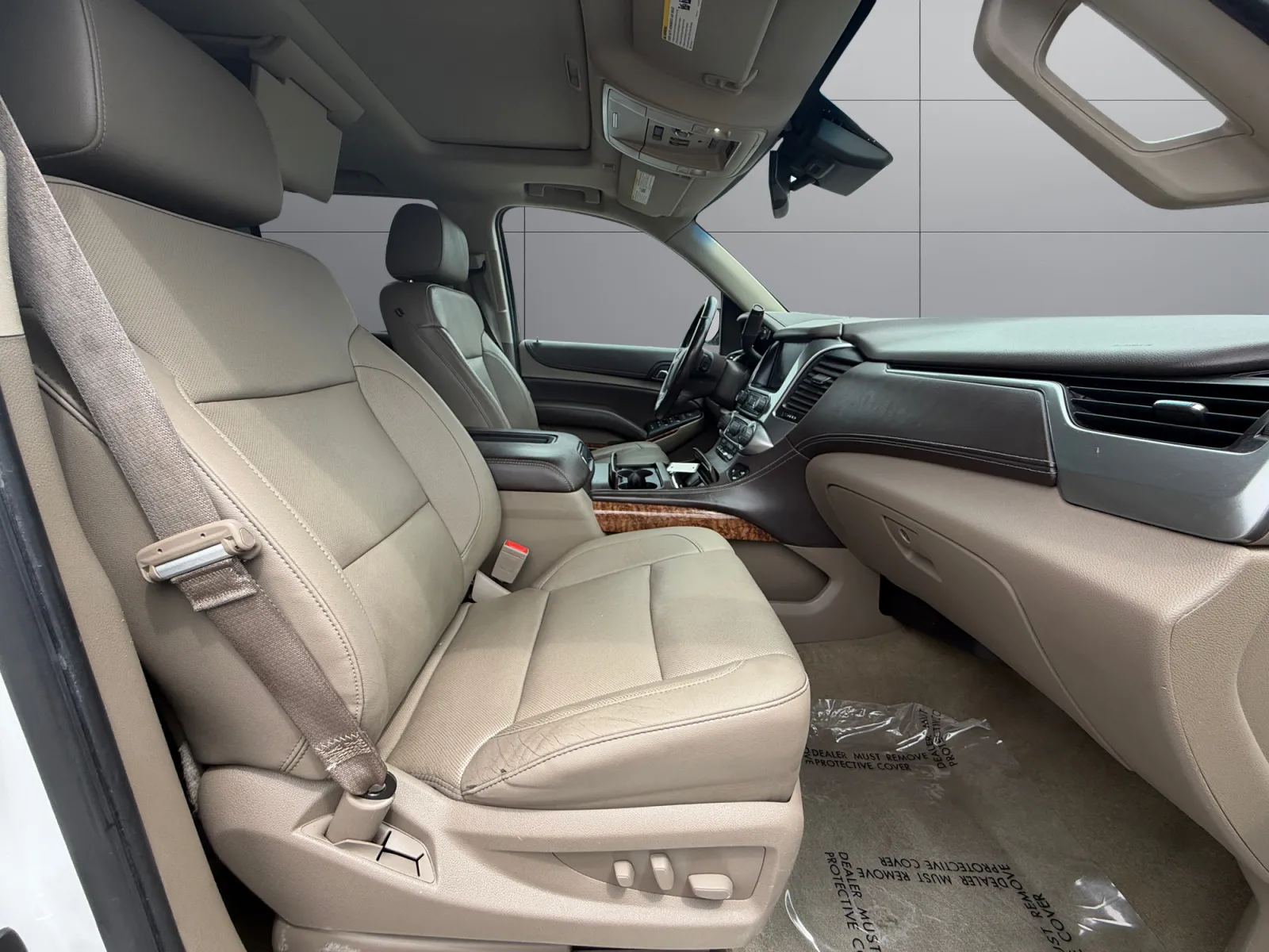 2016 Chevrolet Suburban LTZ - Photo 17