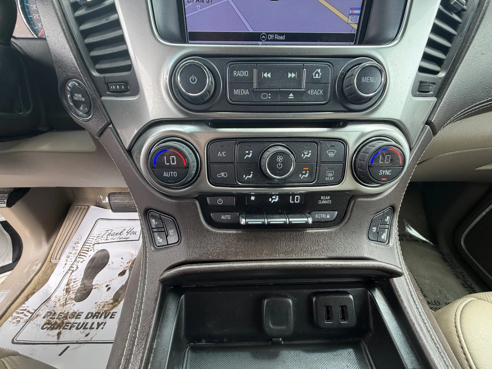 2016 Chevrolet Suburban LTZ - Photo 23