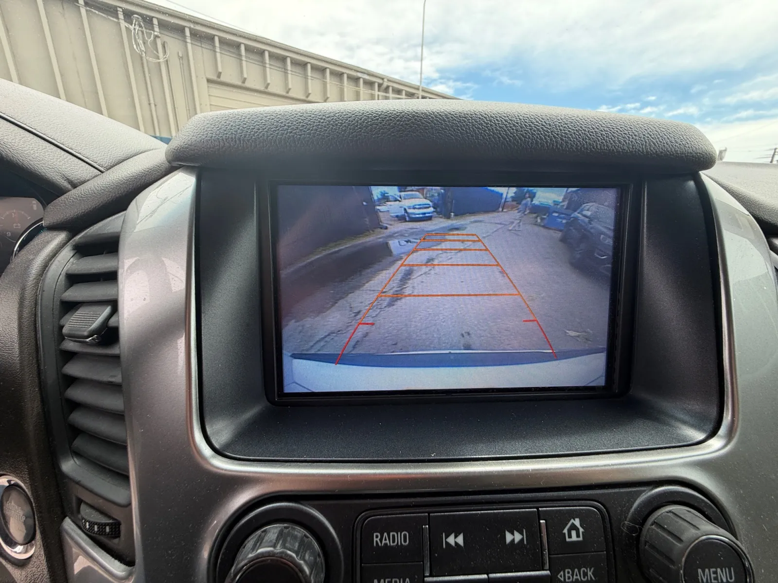 2016 Chevrolet Suburban LTZ - Photo 22