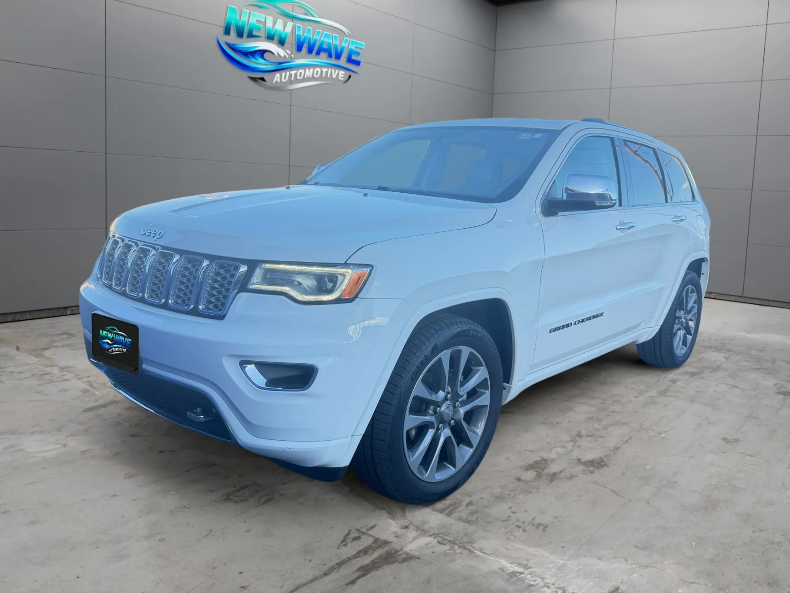 White 2017 Jeep Grand Cherokee Overland 4x4 for sale in Denver, CO