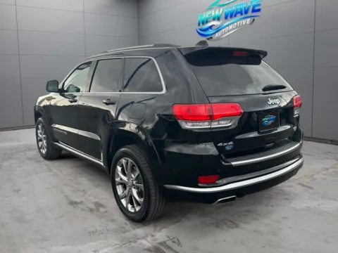 Another view of 2019 Jeep Grand Cherokee Summit 4x4 for sale in Denver, CO at New Wave Automotive