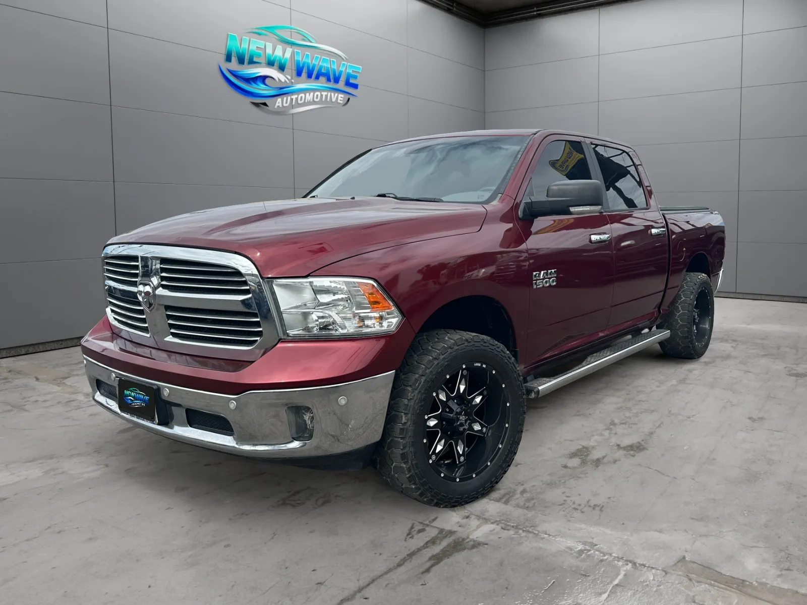 2017 RAM 1500 Big Horn 4x4 Crew Cab 5'7's photo
