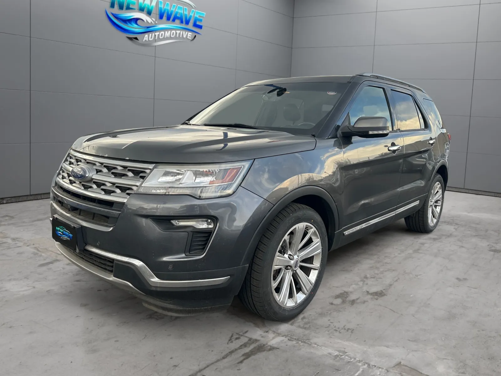 Silver 2019 Ford Explorer Limited for sale in Denver, CO