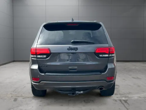 More photos of 2017 Jeep Grand Cherokee Altitude 4x4 at New Wave Automotive, CO