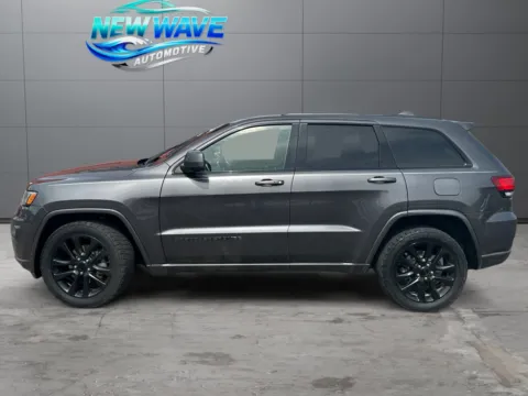 Photos of 2017 Jeep Grand Cherokee Altitude 4x4 for sale in Denver, CO at New Wave Automotive