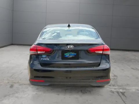 More photos of 2017 Kia Forte LX at New Wave Automotive, CO