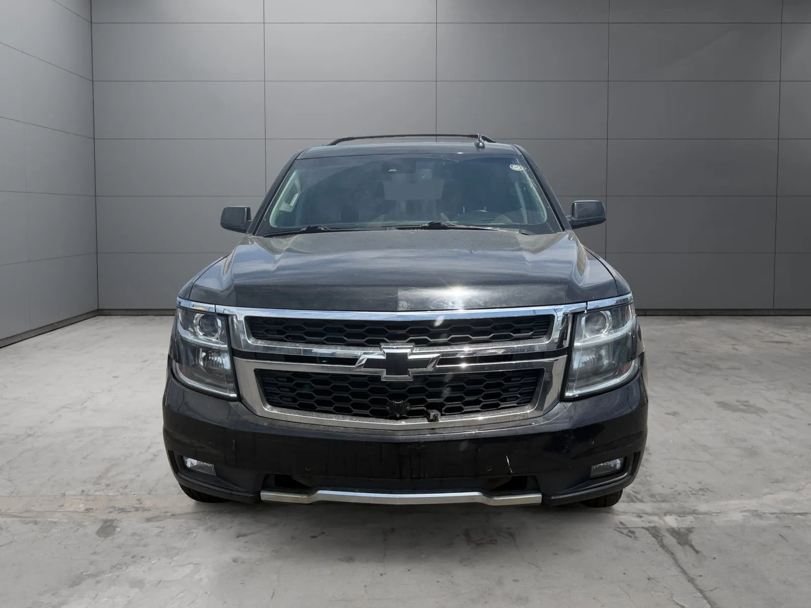 2017 Chevrolet Suburban LT - Photo 8