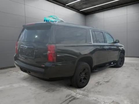 More photos of 2017 Chevrolet Suburban LT at New Wave Automotive, CO
