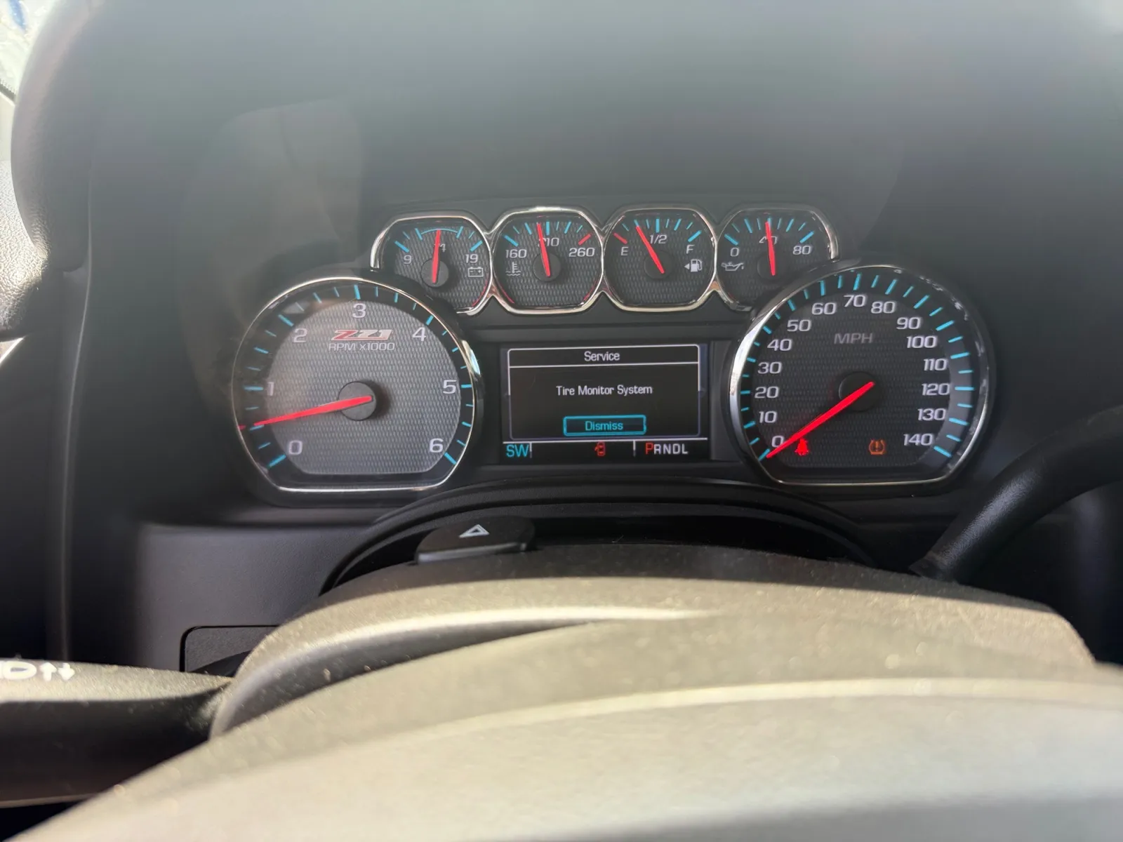 2017 Chevrolet Suburban LT - Photo 14