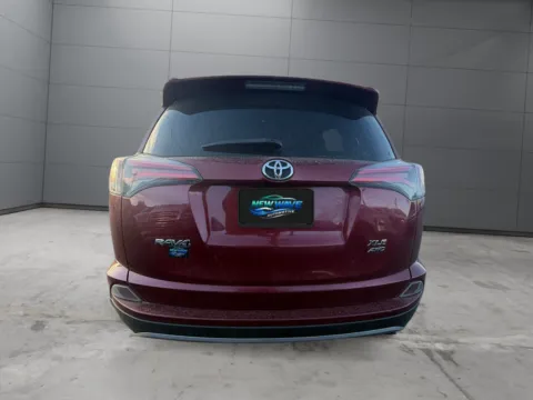 More photos of 2018 Toyota RAV4 XLE at New Wave Automotive, CO