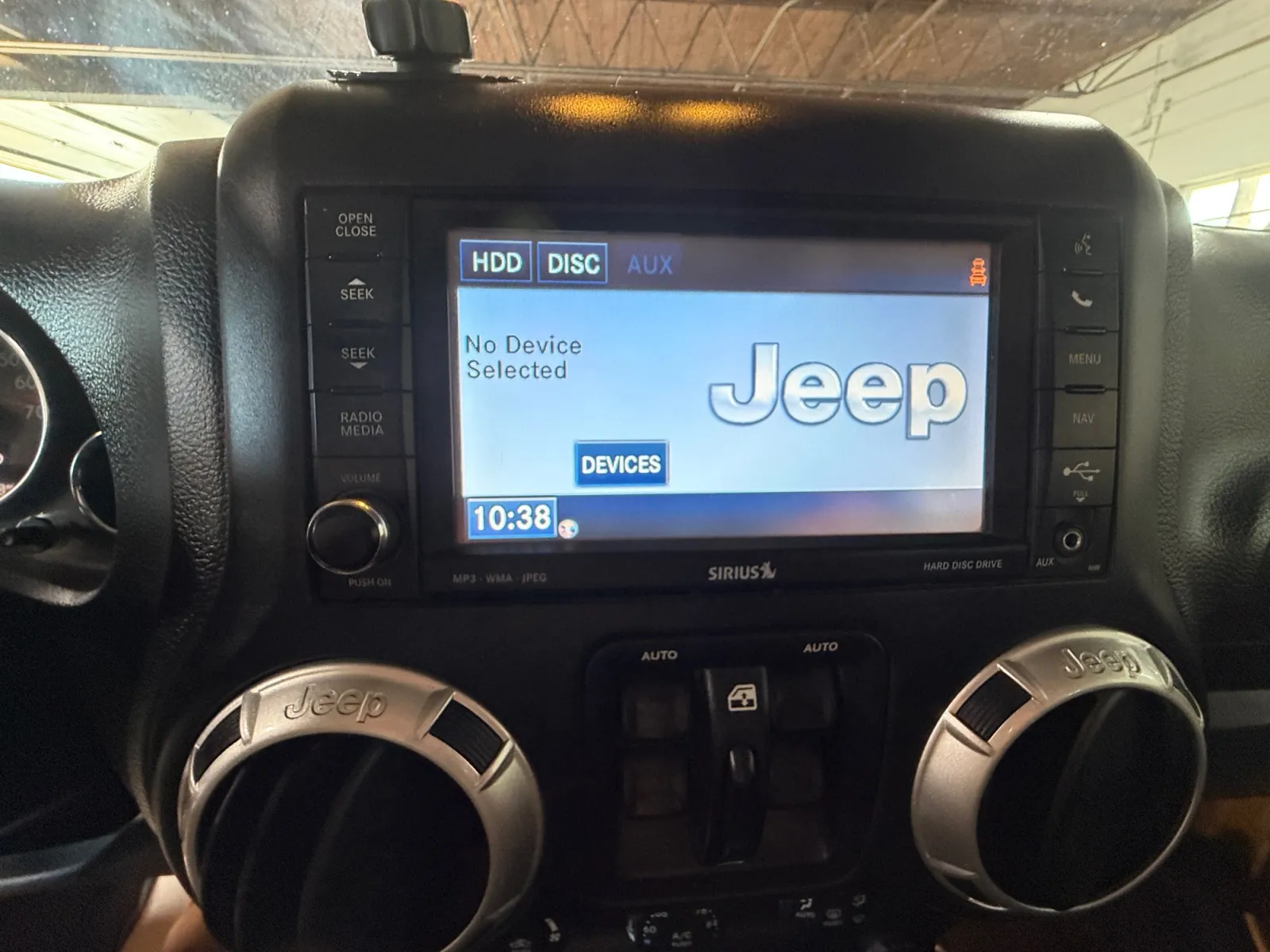 Jeep Wrangler photo 22