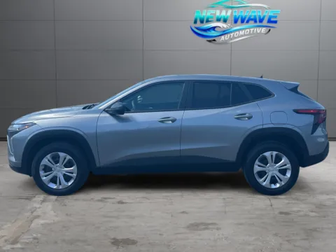 Photos of 2024 Chevrolet Trax FWD SP for sale in Denver, CO at New Wave Automotive