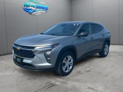 Gray 2024 Chevrolet Trax FWD SP for sale in Denver, CO