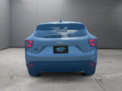 More photos of 2024 Chevrolet Trax FWD SP at New Wave Automotive, CO