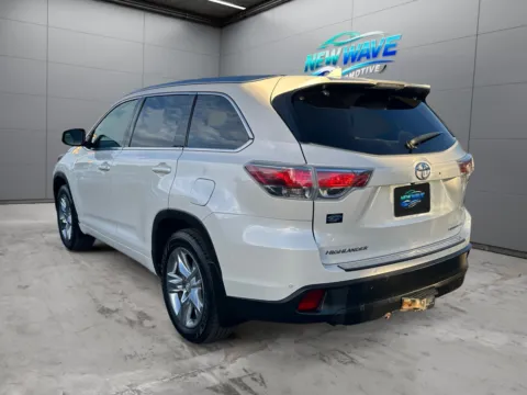 Another view of 2014 Toyota Highlander Limited Platinum V6 for sale in Denver, CO at New Wave Automotive