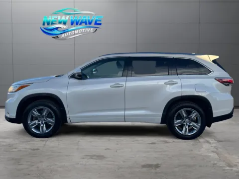 Photos of 2014 Toyota Highlander Limited Platinum V6 for sale in Denver, CO at New Wave Automotive