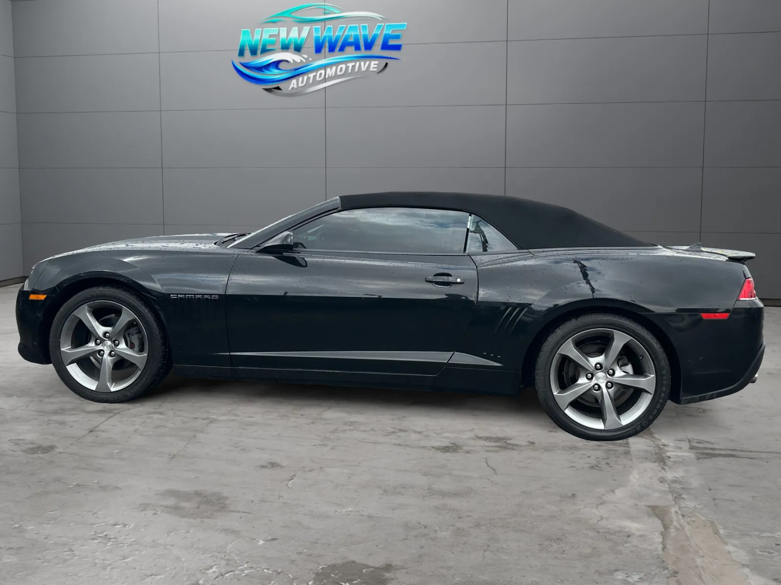 Chevrolet Camaro photo 2