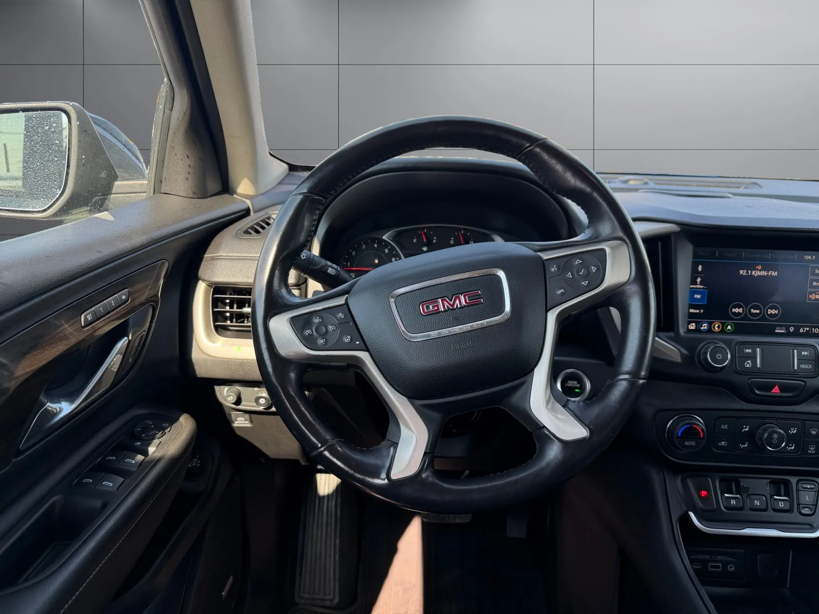 GMC Terrain photo 13